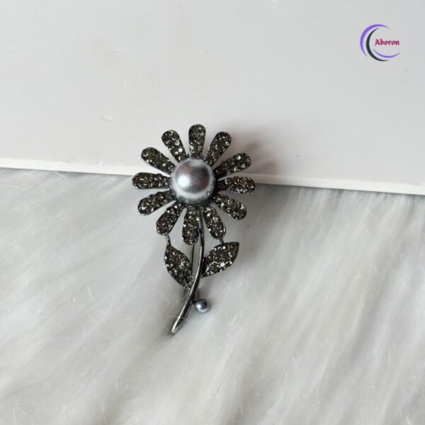 Brooch (AB-31)