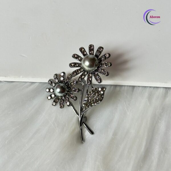 Brooch (Ab-41)
