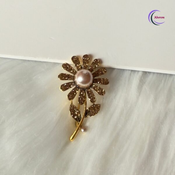 Brooch (AB- 28)