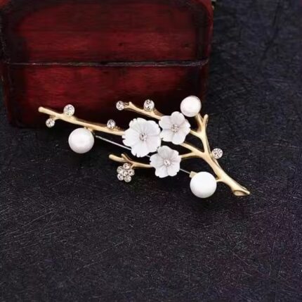 Brooch (Ab-113)