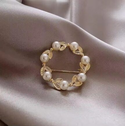 Brooch (AB-151)
