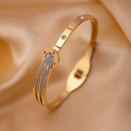 18k Gold Plated Leaf Bracelet