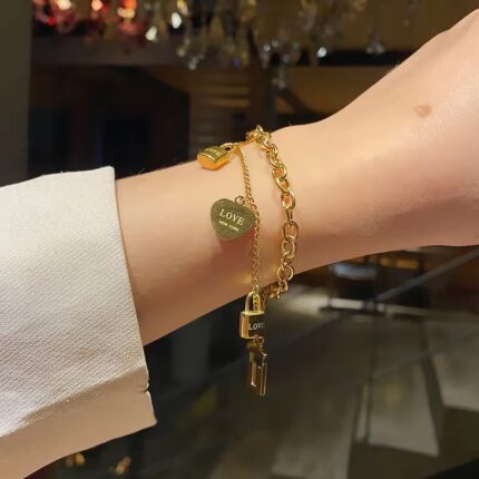 18K Gold Plated Love Shaped Trendy Bracelet