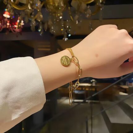 Stainless Steel 18K Gold Plated Fashionable Simple Bracelet